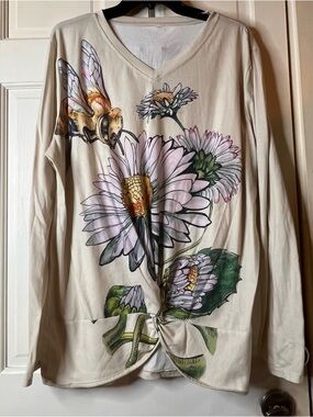 Floral Bee V-Neck Long Sleeve Top - Cream with Pastel Accents
